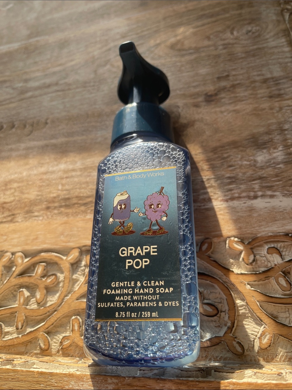 Bath & Body Works Grape Pop Foaming Hand Soap - Blue
